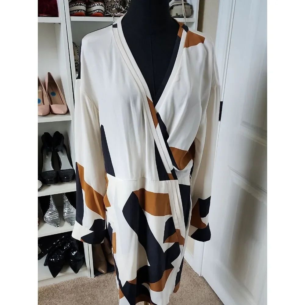 Diane Von Furstenberg Cream, Black & Brown Abstract Dress